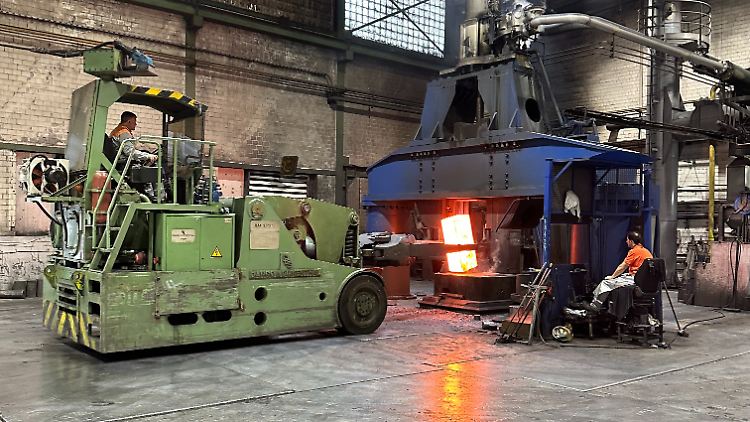 Dirostahl traite des pièces pesant de 50 kilogrammes à 35 tonnes.