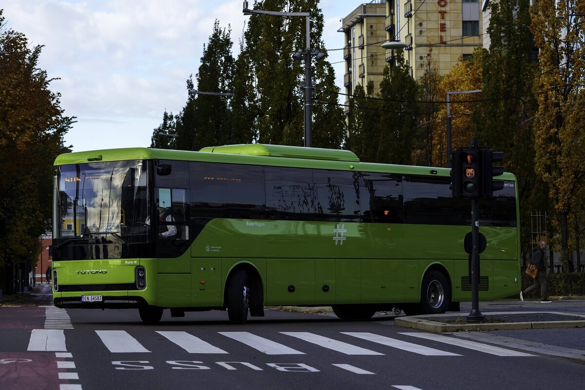 Bus électriques chinois en Norvège : contrôlés à distance par une carte ...
