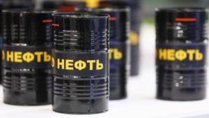 Transporté avec une flotte fantôme : Zelenskyj : l’UE devrait confisquer le pétrole russe