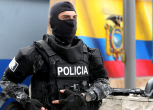 Violences policières en Équateur lors des manifestations contre les réformes de Noboa