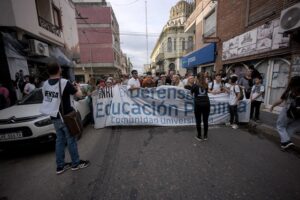 En Argentine, les prix augmentent, la production diminue et la pauvreté stagne