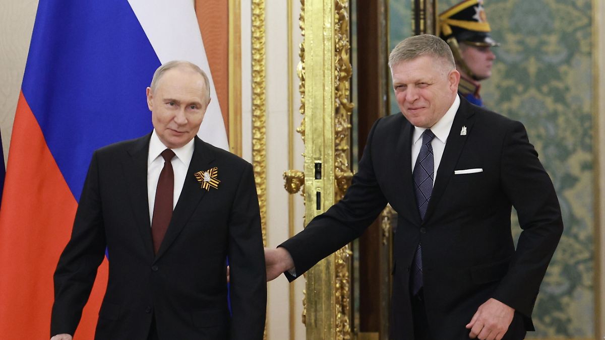 Le « Jour de la Victoire » : le Premier ministre slovaque Fico n’est pas autorisé à se rendre à Moscou via les pays baltes