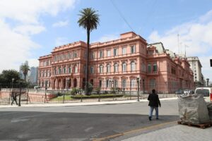 Le gouvernement Milei en Argentine attaque la liberté de la presse