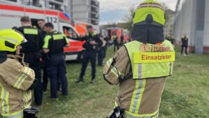 Les poings ne volent pas seulement sur le ring : les membres du clan s'affrontent après un match de boxe