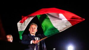 Soulagement à Bruxelles : les Magyars promettent une « nouvelle ère » pour la Hongrie après la victoire électorale