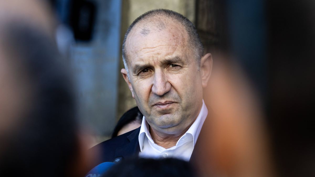 Triomphe de Rumen Radev : Victoire de l’alliance électorale pro-russe du BP en Bulgarie