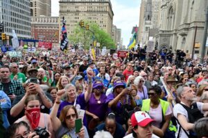 Aux États-Unis, les Latinos se mobilisent pour le 1er mai
