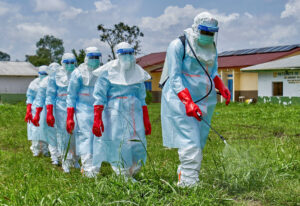 Ebola en RD Congo : l'OMS signale 750 cas suspects