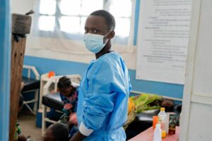 Épidémie d’Ebola au Congo : le virus traverse les frontières des pays voisins