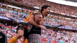 Grave erreur à la 95e minute : Hull City remporte de façon spectaculaire le match de football le plus précieux au monde