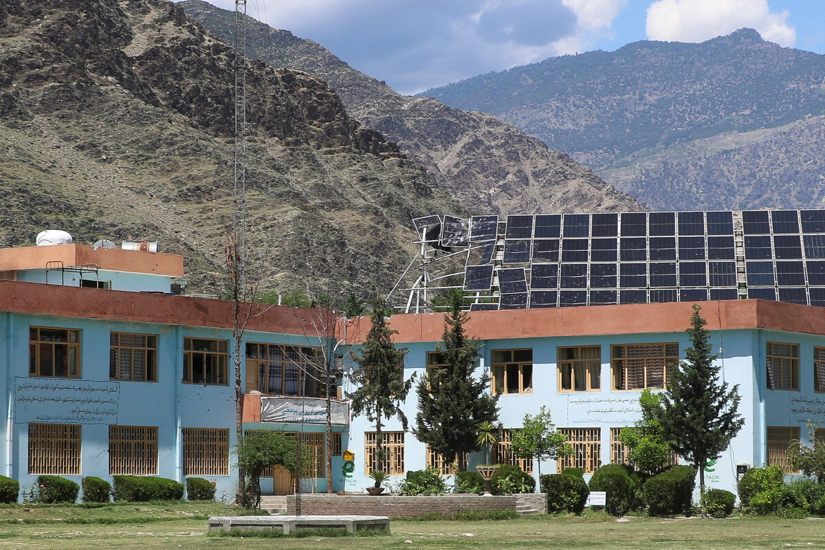 Guerre frontalière dans l'Hindu Kush : une université afghane frappée à la place des terroristes pakistanais