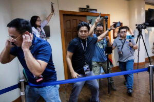 Impunité aux Philippines : évasion après la fusillade du Sénat