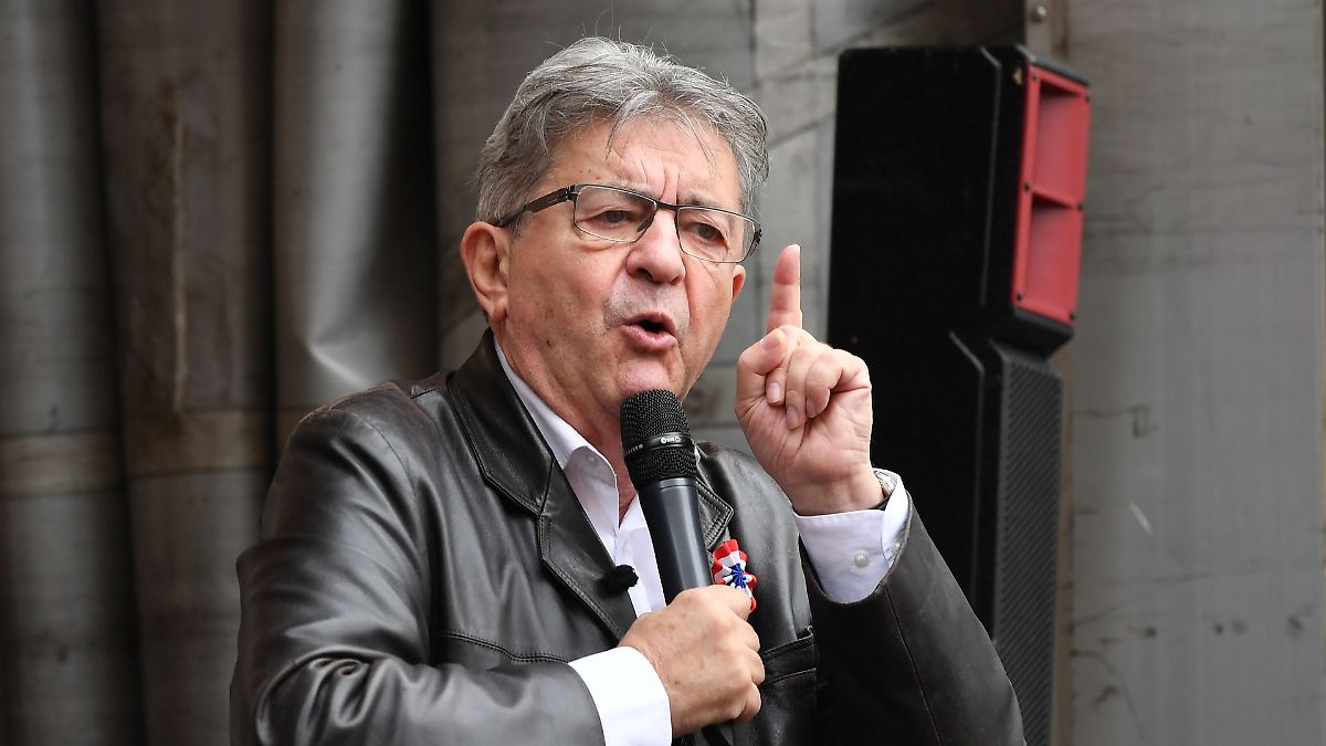 Les trois tentatives précédentes ont échoué : le populiste de gauche Mélenchon veut devenir le successeur de Macron en France