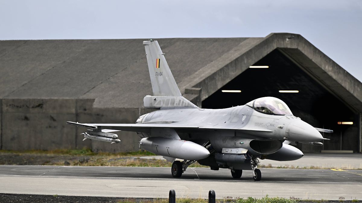 Premiers avions de combat en 2026 : la Belgique veut livrer toute la flotte de F-16 à l'Ukraine