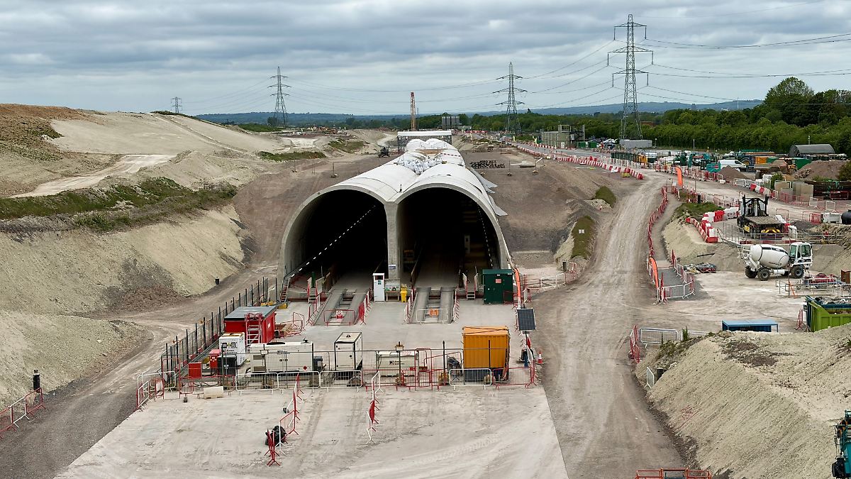 "Projet trompeur" pour les égos ministériels : plus cher, plus court, plus lent : le trajet du train express sera un désastre pour Londres