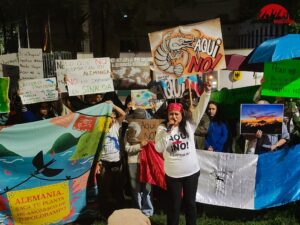 Les indigènes du Mexique manifestent contre l’usine chimique devant l’ambassade d’Allemagne
