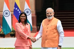 Le président sortant du Venezuela rencontre de hauts responsables politiques en Inde