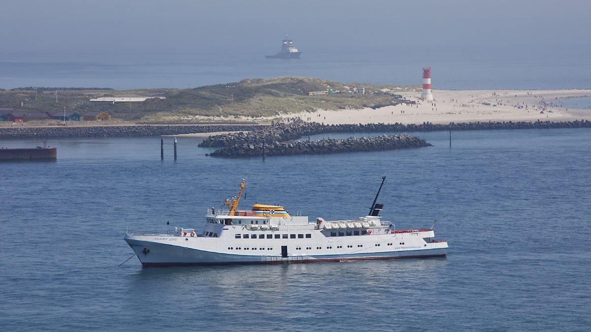60 personnes à bord : un navire à passagers dérive au large de Helgoland - opération majeure