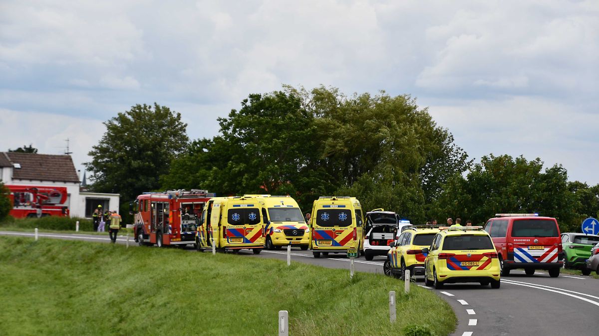 Accident aux Pays-Bas : un conducteur heurte des étudiants cyclistes - quatre morts