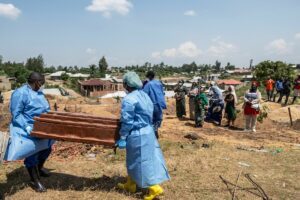 Ebola en RD Congo : Lutte contre l'épidémie dans le camp des déplacés
