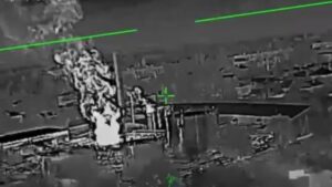 Frappe de drones : l'Ukraine attaque un dépôt de carburant et un terminal pétrolier en Crimée