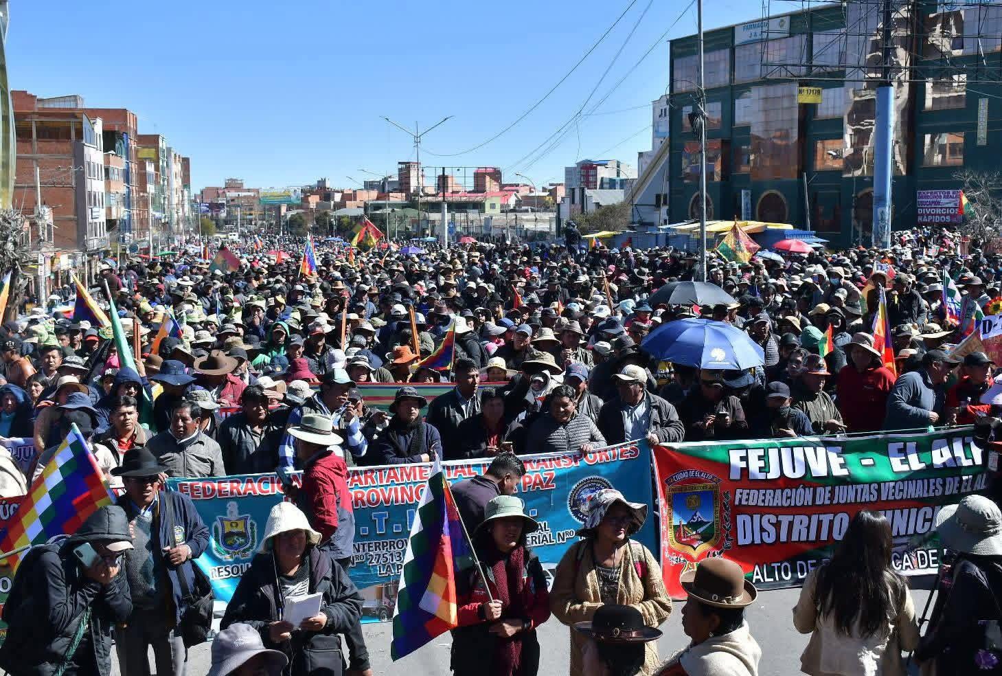 La résistance en Bolivie continue malgré la violence et la répression