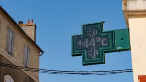 Le chemin de fer annule de nombreux trains : canicule en France - un jeune homme décède