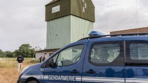 Le gouvernement examine l’échec judiciaire : la mort de Lyhanna, onze ans, choque la France