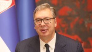 Les dates pour les deux sont encore ouvertes : le président serbe Vucic annonce sa démission et de nouvelles élections