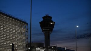Remplacement d'un composant défectueux : l'aéroport de Munich reprend ses activités après une odeur d'incendie