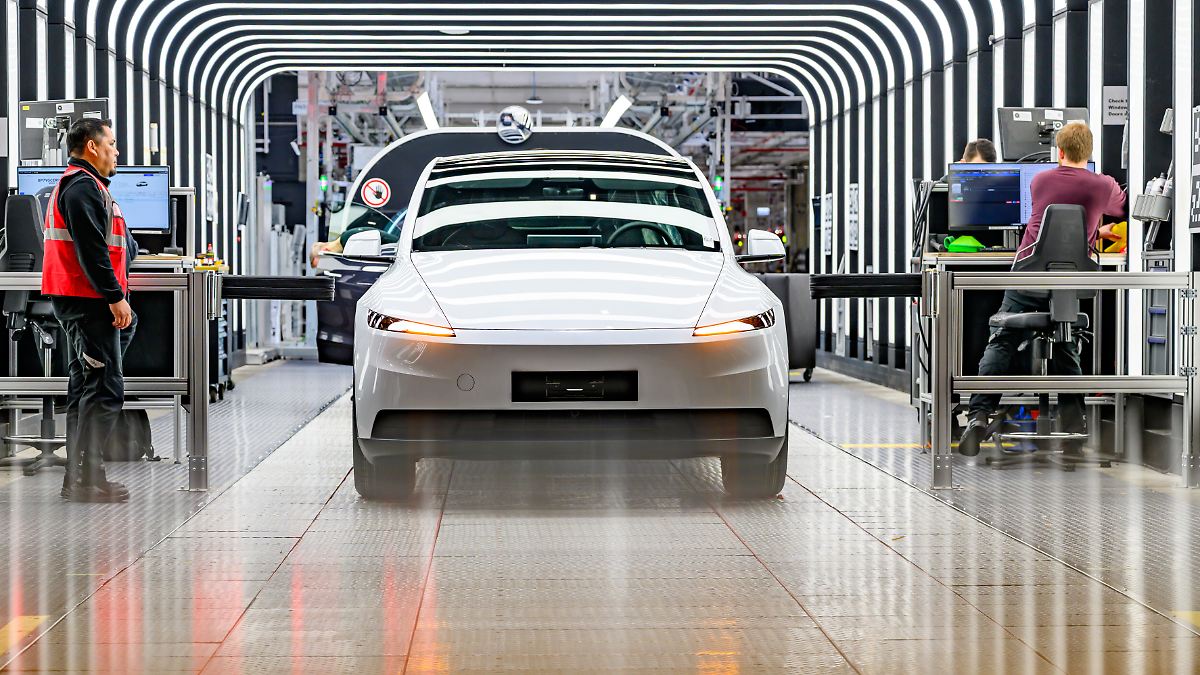 Un plus fort : Tesla célèbre son retour en Europe