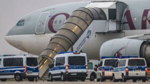 Ce n'est plus réservé aux criminels : les expulsions vers l'Afghanistan semblent s'étendre