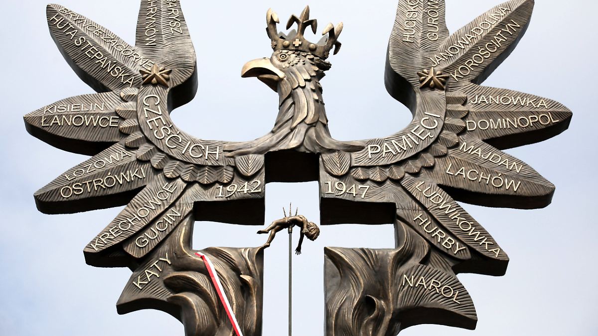 La Pologne érige un monument aux victimes du massacre de Volhynie
