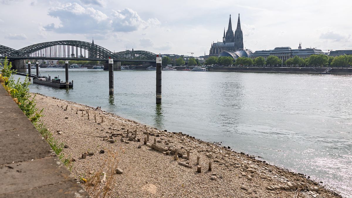 Les entreprises devraient payer plus : les villes et les communes réclament davantage d’incitations pour économiser l’eau