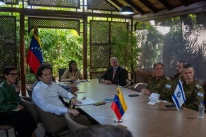 Venezuela : Rodríguez rencontre une délégation militaire israélienne