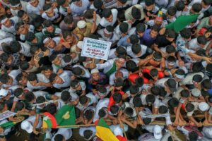 9e anniversaire du déplacement massif : les réfugiés rohingyas exigent un retour en toute sécurité au Myanmar