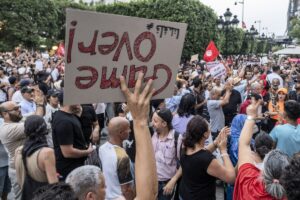 Chaleur en Afrique du Nord : émeutes et manifestations de masse