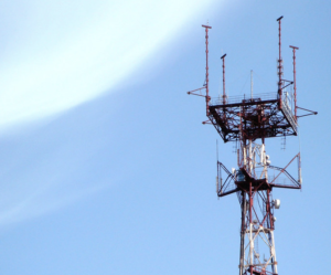 Le gouvernement colombien ferme les radios gratuites dans les régions en conflit