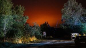 L'évacuation se prépare : l'incendie n'est qu'à quelques kilomètres de Montjoie
