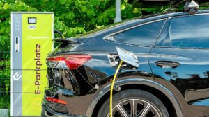 « Nouvelle dimension atteinte » : évaluation HUK : une personne sur huit passant au nouveau système achète une voiture électrique