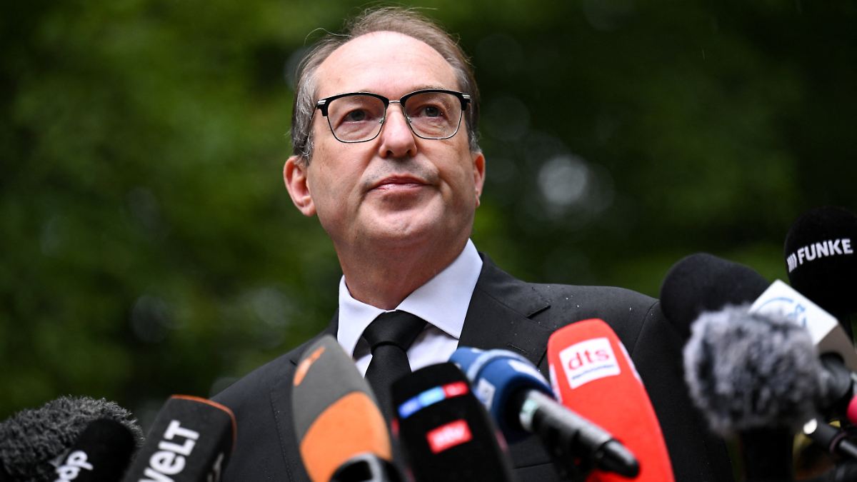 Une étude voit la campagne russe : Dobrindt : « Nous sommes la cible quotidienne de la guerre hybride »