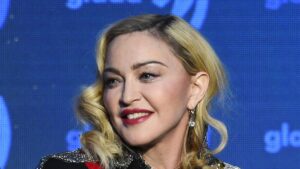 Vacances et anniversaire à Corfou : Madonna déclenche une querelle politique en Grèce
