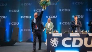 Vote à la conférence nationale du parti : la CDU de Thuringe soutient le chef du parti Voigt