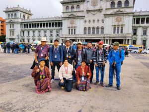 Après les manifestations au Guatemala, plafonnement des prix des carburants