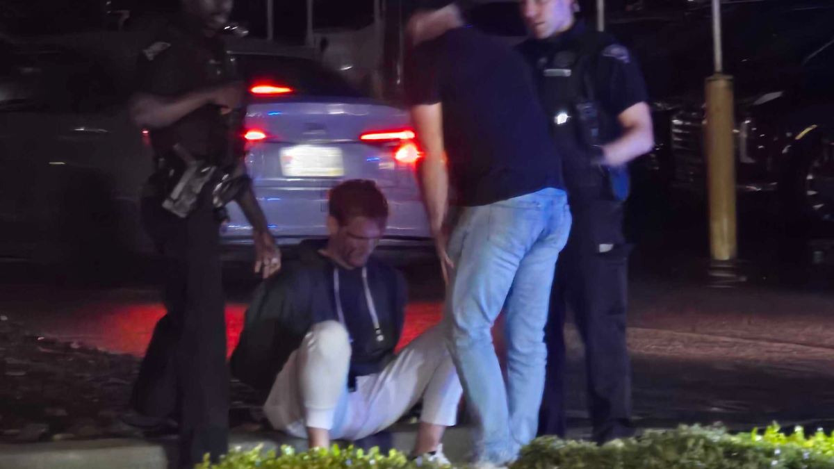 Bagarre dans un bar : la police arrête le petit ami de Hayden Panettiere
