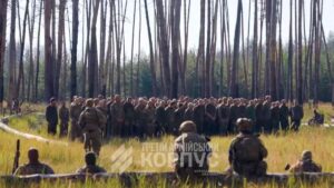 Grâce aux feintes et aux chars kamikazes : l'Ukraine fait état de captures massives
