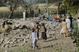 Guerre frontalière dans l'Hindu Kush : morts dans les frappes aériennes pakistanaises en Afghanistan