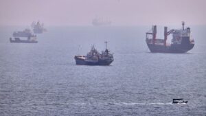 Iran : « Route illégale » utilisée : deux pétroliers ont heurté des mines dans le détroit d’Ormuz