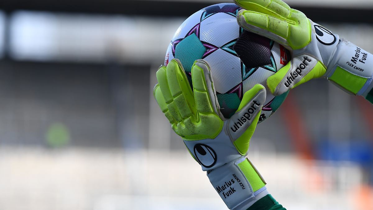 Le siège social reste en Allemagne : la société mère artisanale suédoise rachète Uhlsport et Kempa