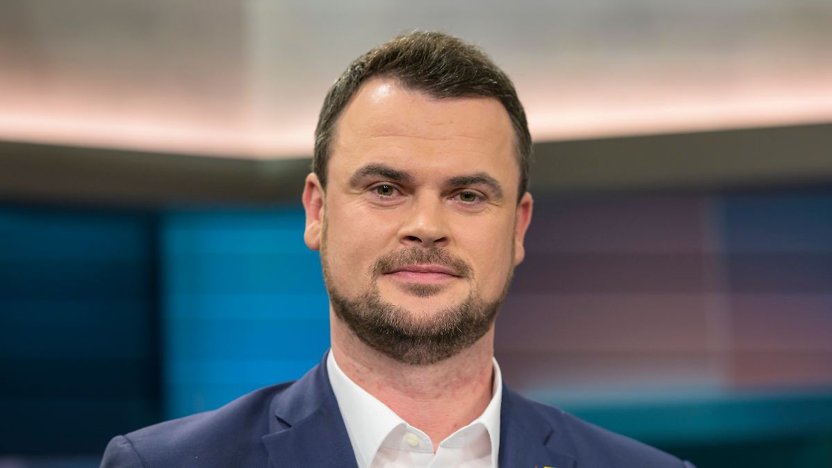 Schomann, administrateur de district de la CDU, demande le remplacement de Merz : « Inapte au poste »